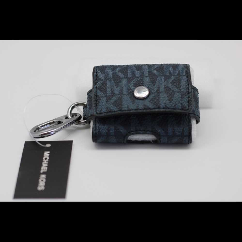 Michael Kors AirPod case